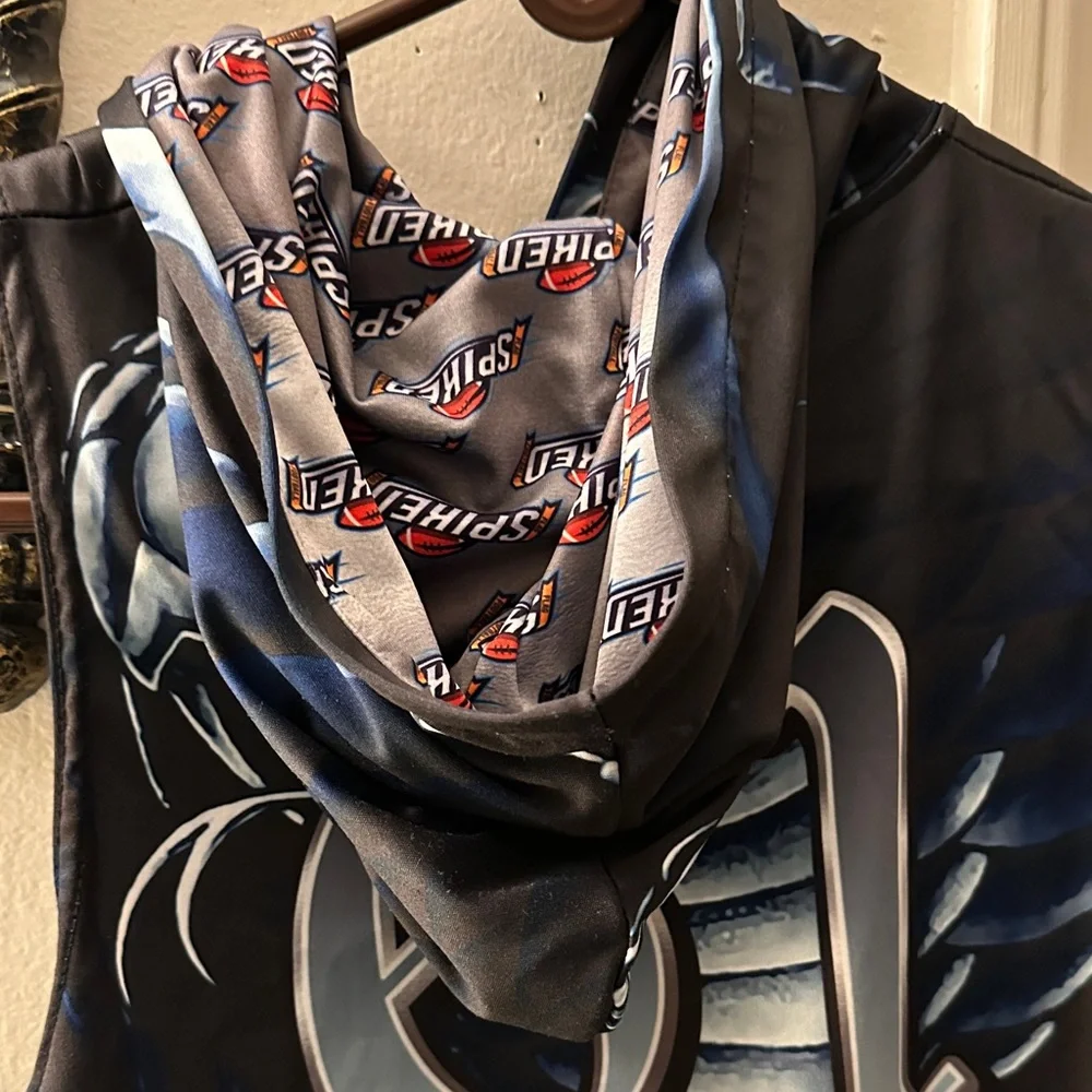 Black and Gray Cobra Graphic Sleeveless Hoodie - Picture 3 of 6